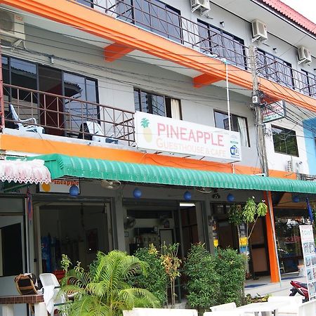 Pineapple Guesthouse Karon Exterior foto
