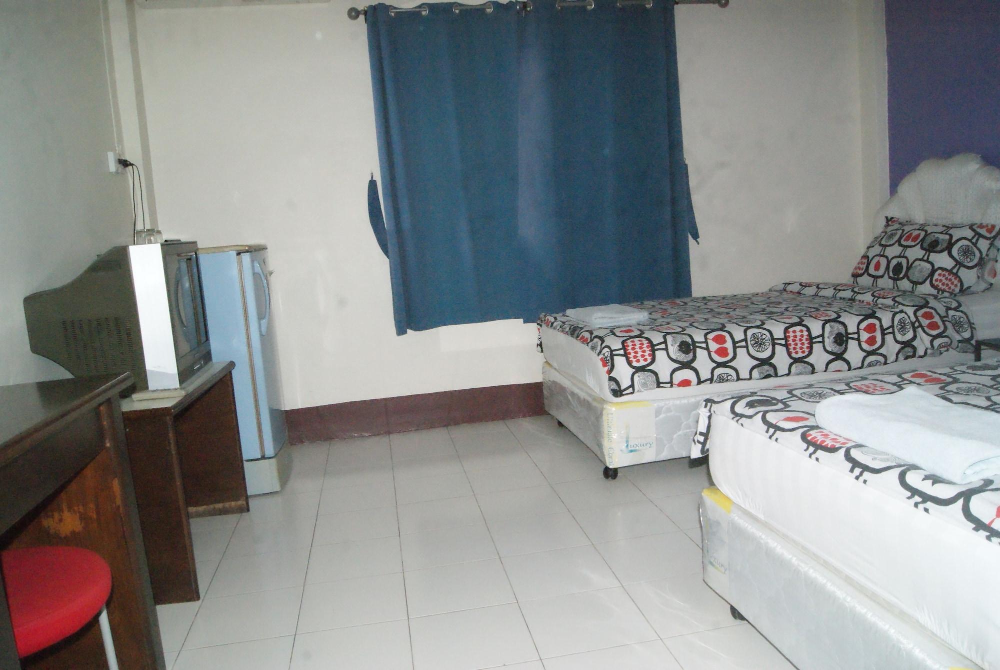 Pineapple Guesthouse Karon Exterior foto